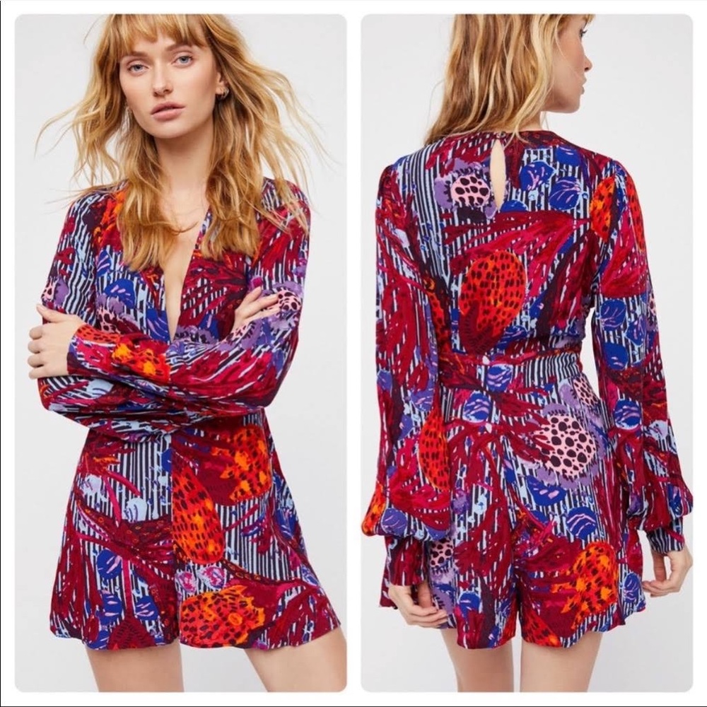 Free People Aubrey Long Sleeve Romper in Red Seaside sz 4